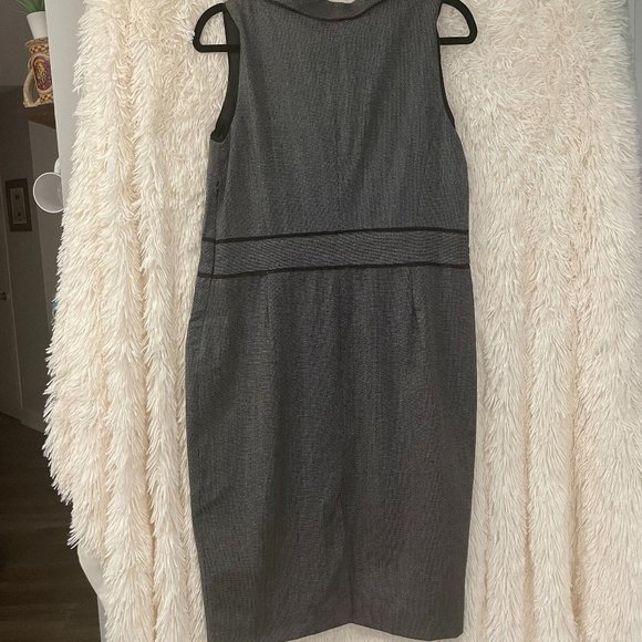 Plus Size Professional Elegant Work Dress - Picture 4 of 9